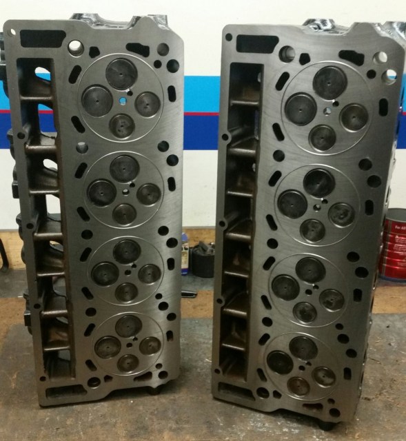 751827377-60HEADS1md